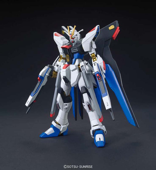 Bandai - Gundam Model Kit- HG Gundam Strike Freedom Revive 1/144